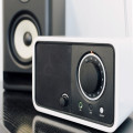 Klinkt DAB+ met 128 kbps beter dan FM en hoor je dat verschil op een radio van 60 euro?